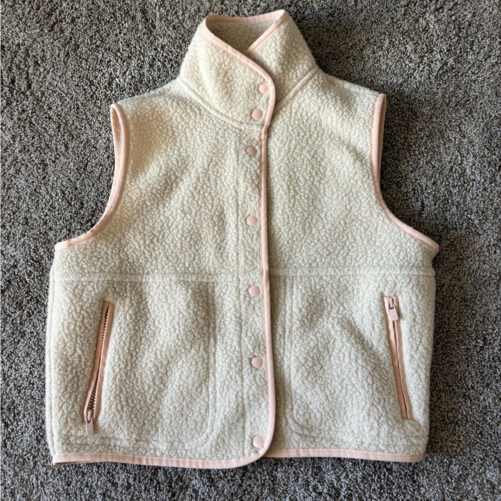 Aritzia Cream and Pink Fleece Vest